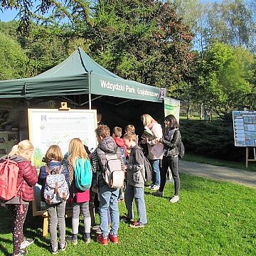Grafika Wdzydzki Park Krajobrazowy na obchodach dni otwartych Trójmiejskiego Parku Krajobrazowego
