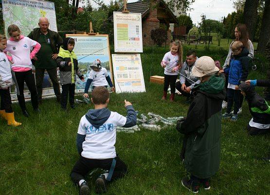 Grafika 9: Zajęcia edukacyjne dla młodych wędkarzy i mieszkańców Kościerzyny