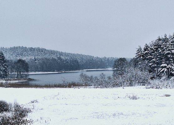 Zimowa panorama z widokiem na j. Białe, fot. G.Sadowska