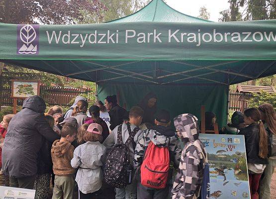 Grafika Wiosna nad wdzydzkimi jeziorami - Wiosenne Warsztaty Przyrodnicze 2025