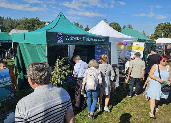 Wielu odwiedzających targi rolnicze odwiedzało również stoisko Wdzydzkiego Parku Krajobrazowego.