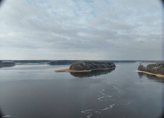 Wyspa Sorka widok z Wdzydz Tucholskich fot. K.Libera Widok z lotu ptaka na wyspę Sorka.