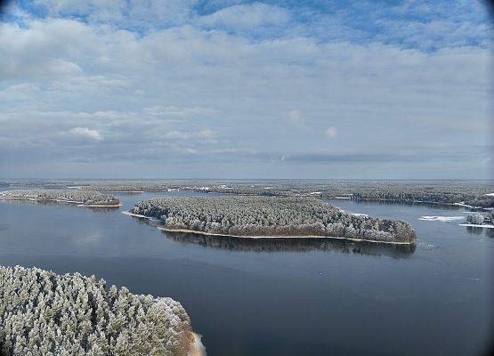 Ostrów Mały fot. K.Libera Widok z lotu ptaka na wyspę Ostrów Mały.